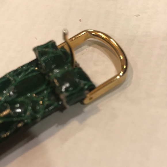 Vintage Festive Holiday Christmas Tree Watch - Picture 8 of 8